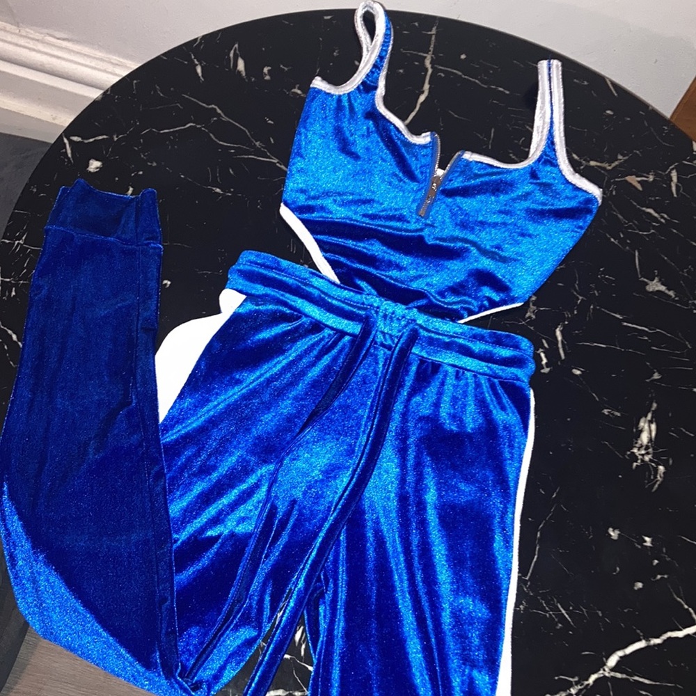 Velour 2pc